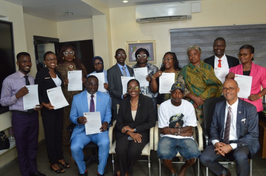 Lagos State Government commends medical professionals